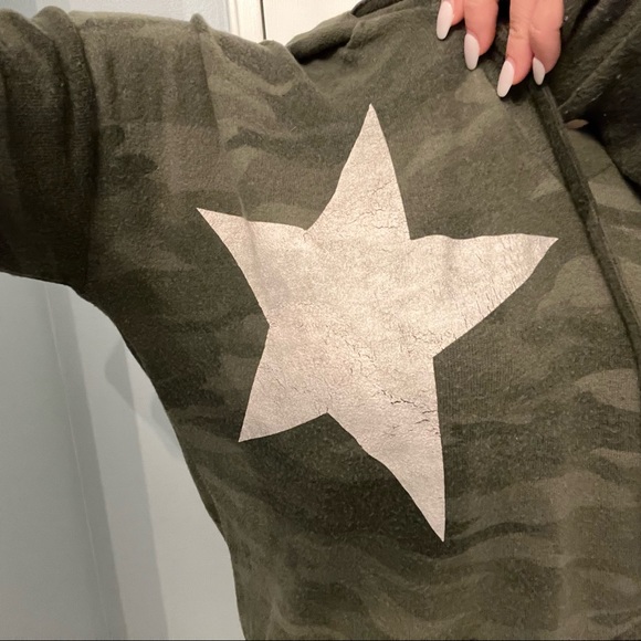 Theo & Spence Camouflage Star Hoodie - Picture 2 of 8